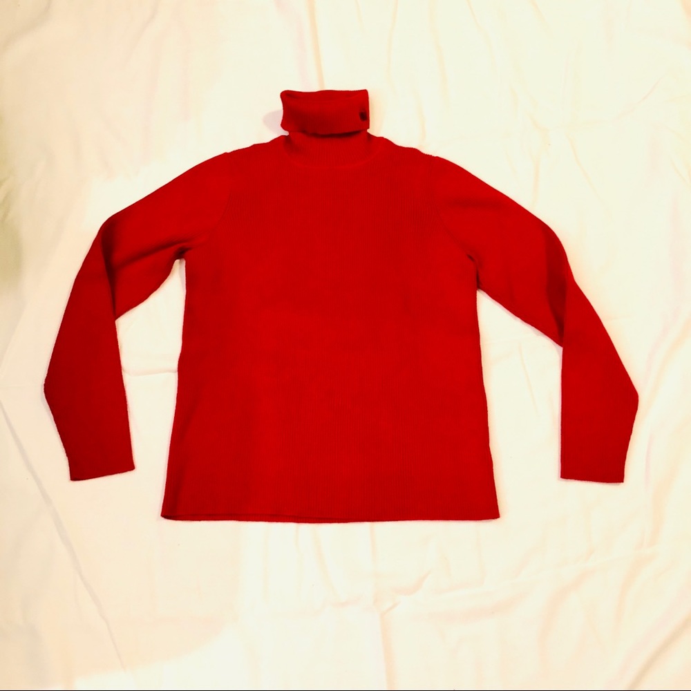 FALL CLEARANCE 🔥🔥 
Lauren red turtleneck size medium